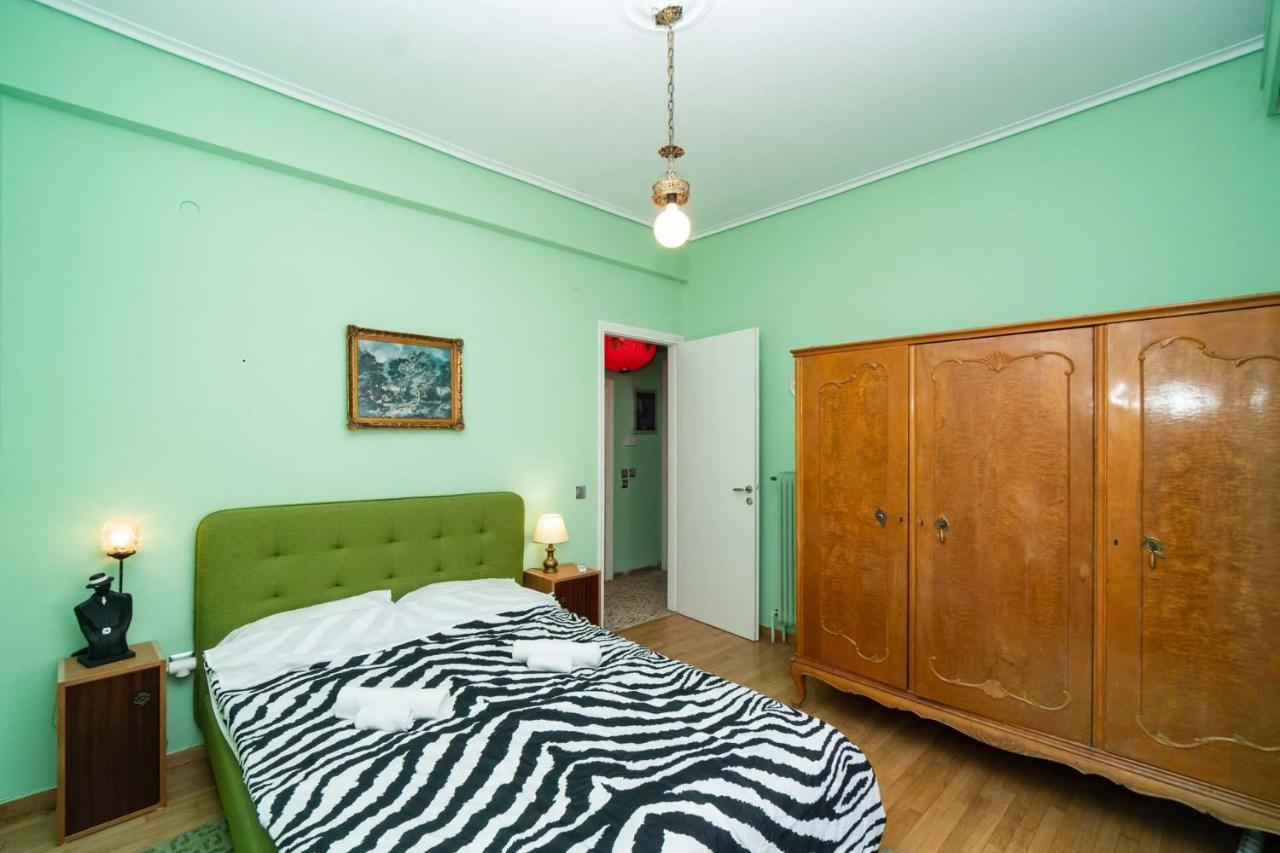 Acropolis View Vintage Style Apartment In Koukaki Athens Luaran gambar