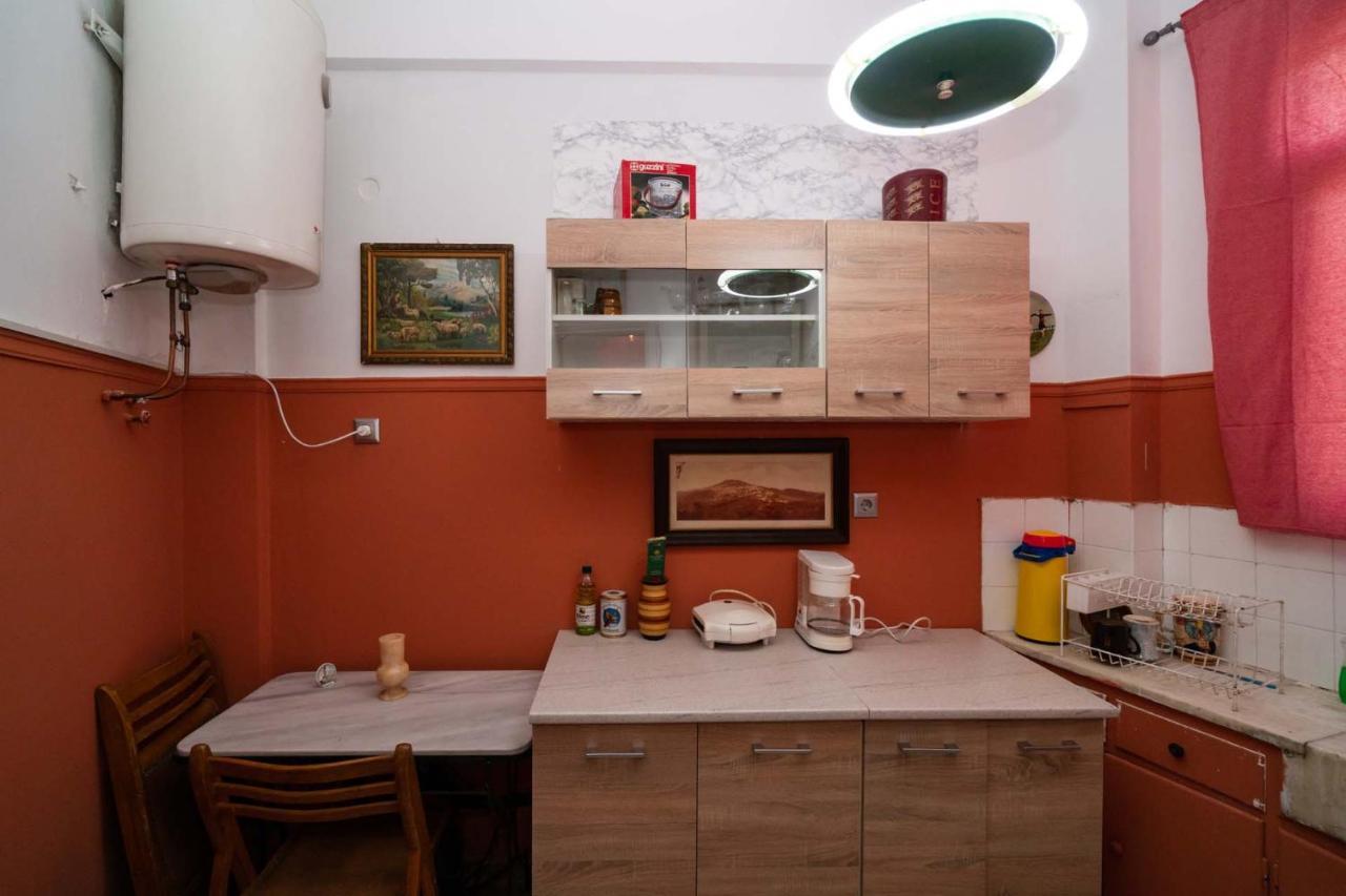Acropolis View Vintage Style Apartment In Koukaki Athens Luaran gambar